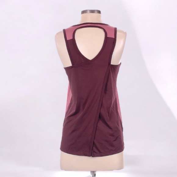 Disney by Her Universe Sleeveless Top l SIZE XS - Picture 2 of 4